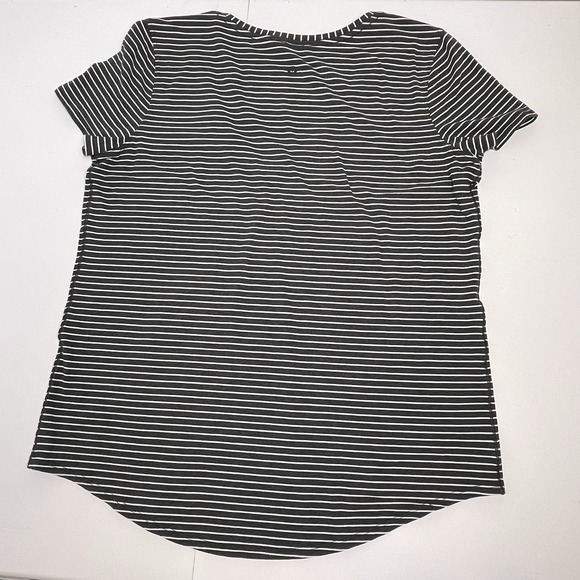Lululemon Women's Love Tee V Neck Short Sleeve T-Shirt Black White Stripe - Picture 6 of 10